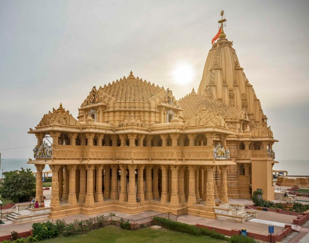 somanath mandir (cropped)