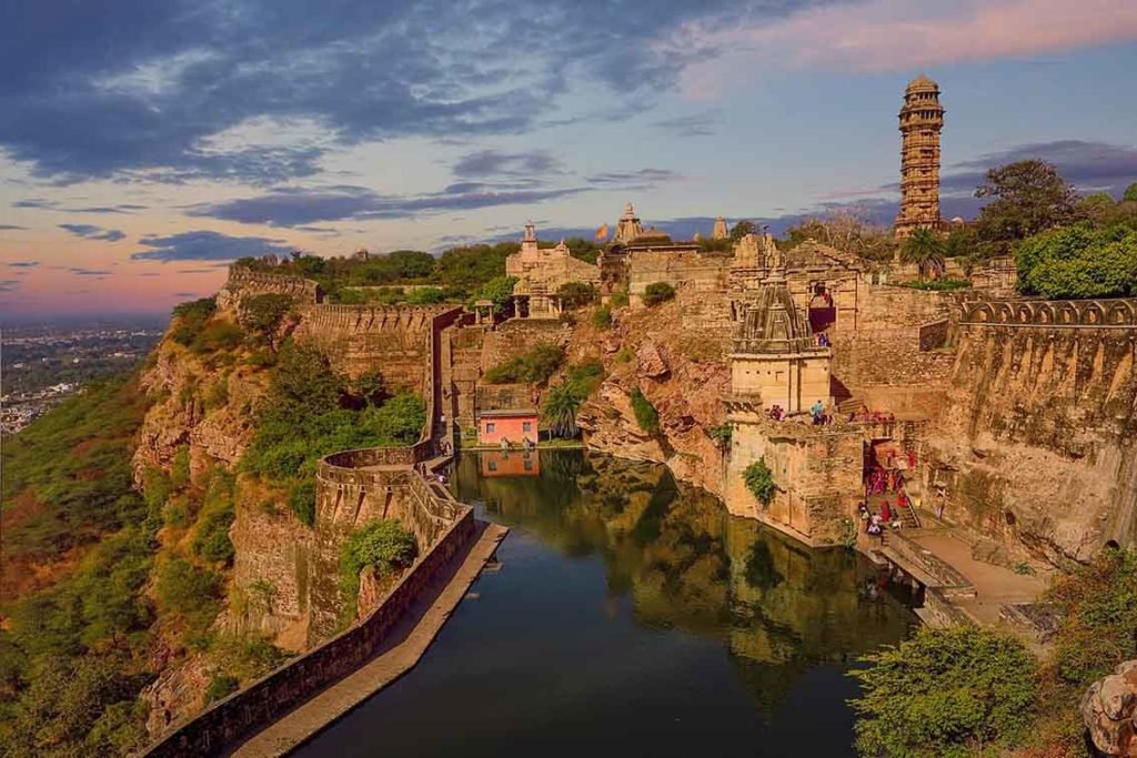 chittorgarh fort 1024x683
